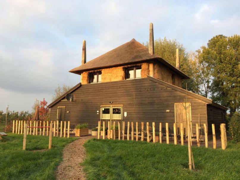 De Steltenberg In De Betuwe Zoelen Kültér fotó